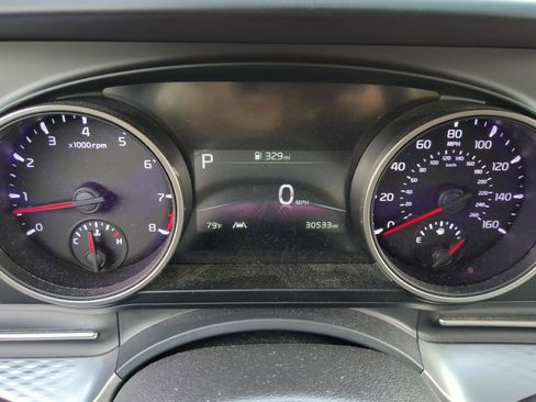 Certified 2024 Kia Carnival LX image 16