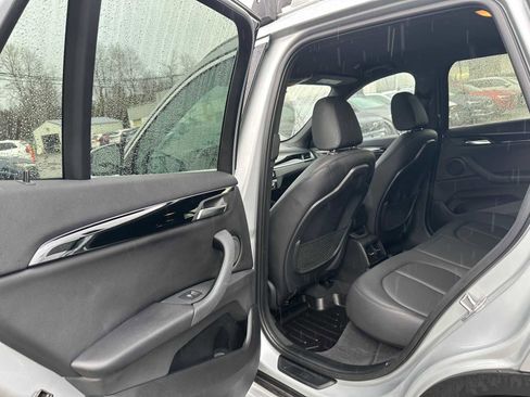 Used 2020 BMW X1 sDrive28i image 16