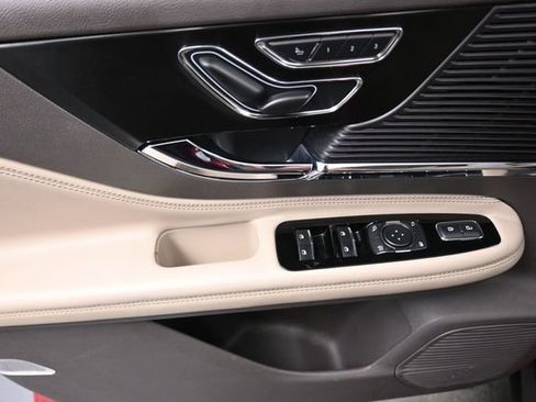 Used 2022 Lincoln Corsair AWD w/ Equipment Group 101A image 14