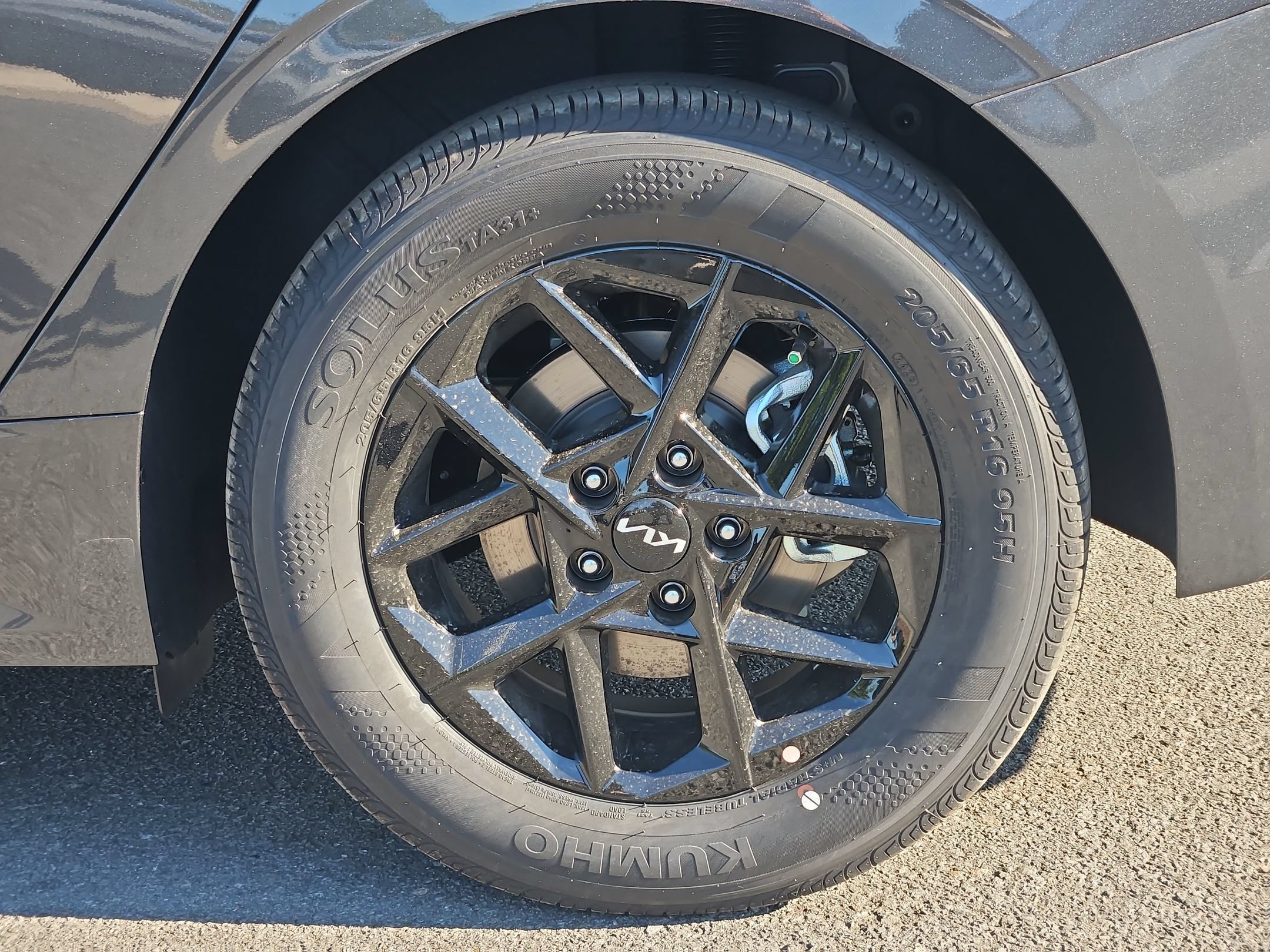 New 2026 Kia K5 LXS FWD image 13