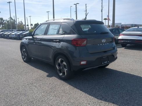 New 2026 Hyundai Venue SEL image 4