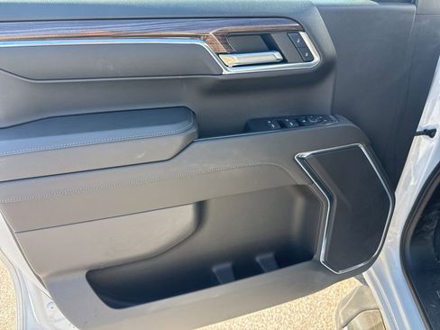 Used 2023 Chevrolet Silverado 1500 LT image 15