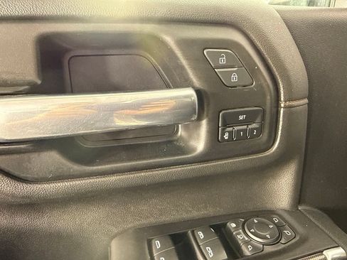 Used 2021 GMC Sierra 2500 AT4 w/ Gooseneck/5TH Wheel Package AWD/4WD image 12