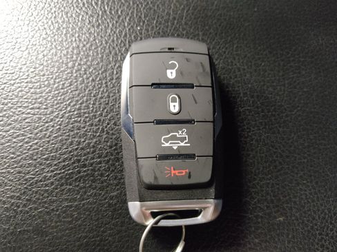Used 2022 RAM 1500 Big Horn w/ Night Edition RWD image 32