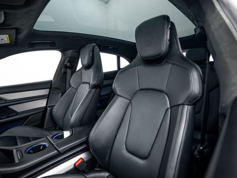 Certified 2024 Porsche Taycan GTS image 21