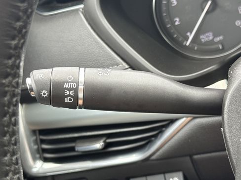 Used 2020 Cadillac XT4 Premium Luxury image 22