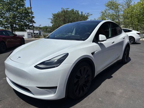 Used 2022 Tesla Model Y Performance AWD/4WD image 5
