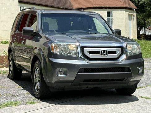 Used 2010 Honda Pilot Touring image 13