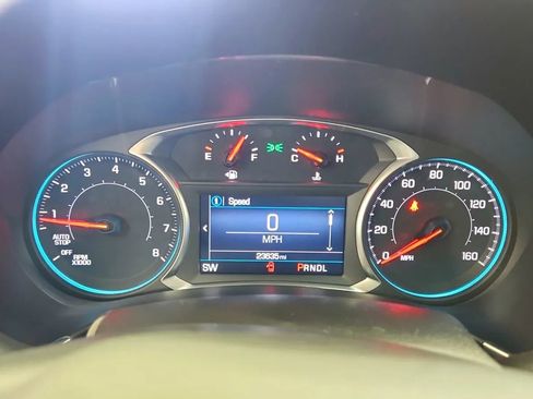 Used 2024 Chevrolet Equinox LT w/ LPO, Floor Liner Package image 37