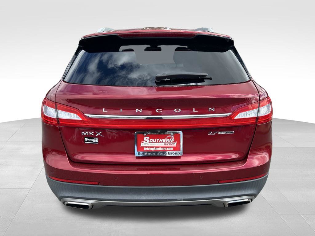 Used 2016 Lincoln MKX Select w/ Select Plus Package FWD image 4