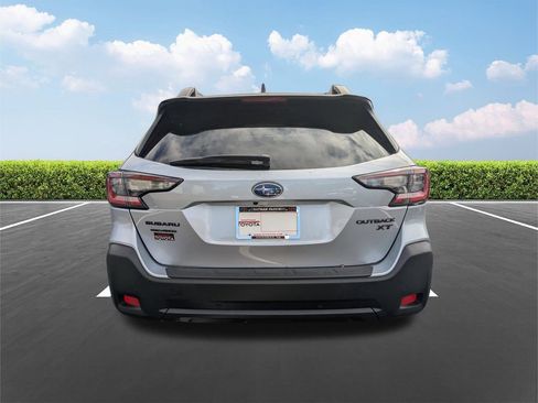 Used 2025 Subaru Outback Onyx Edition XT w/ Popular Package #2 image 5