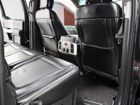 Used 2019 Ford F350 Lariat w/ Lariat Value Package AWD/4WD image 39