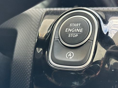 Used 2020 Mercedes-Benz CLA 250 image 33