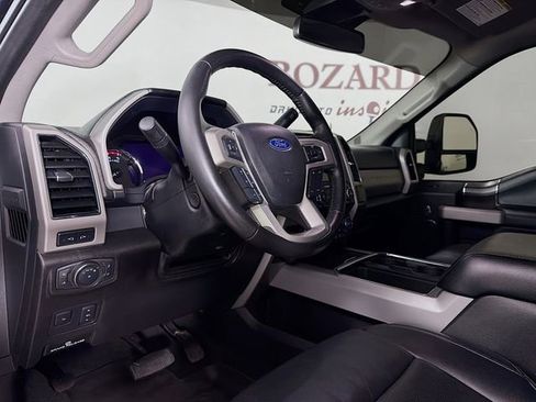 Used 2021 Ford F250 Lariat w/ Lariat Ultimate Package AWD/4WD image 11