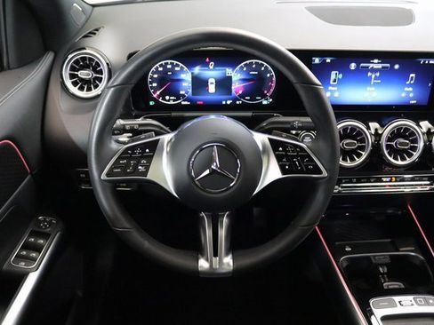 Certified 2025 Mercedes-Benz GLA 250 4MATIC image 4