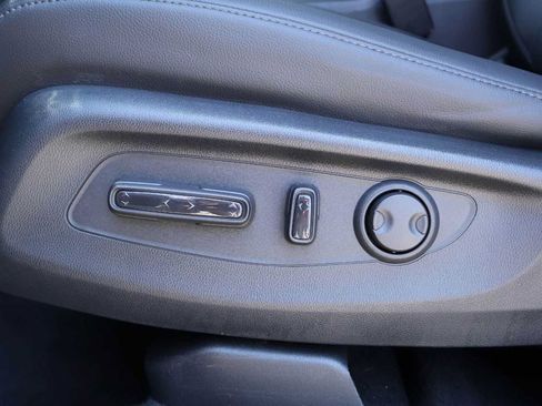 Used 2025 Honda CR-V EX-L image 24