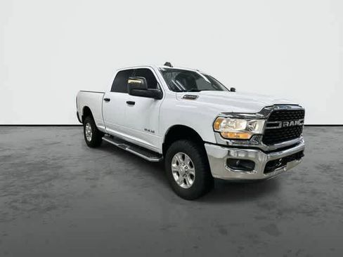Used 2024 RAM 2500 Big Horn AWD/4WD image 5