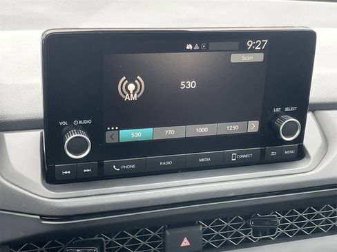 Certified 2025 Honda Accord LX image 4