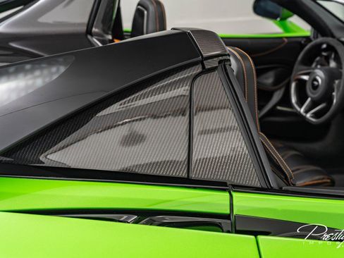 Used 2025 McLaren 750S Spider image 47