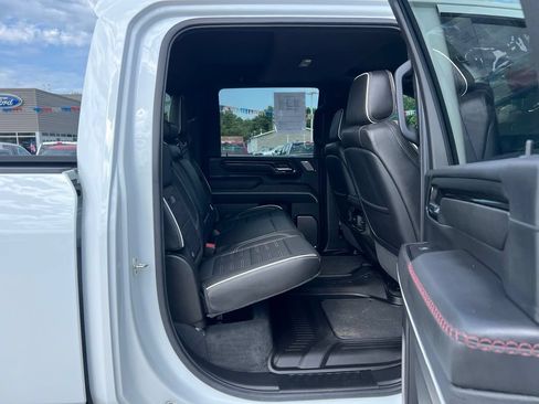 Used 2025 GMC Sierra 2500 AT4X AWD/4WD image 20