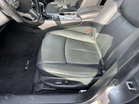 Used 2015 INFINITI Q50 Premium w/ Navigation Package image 12