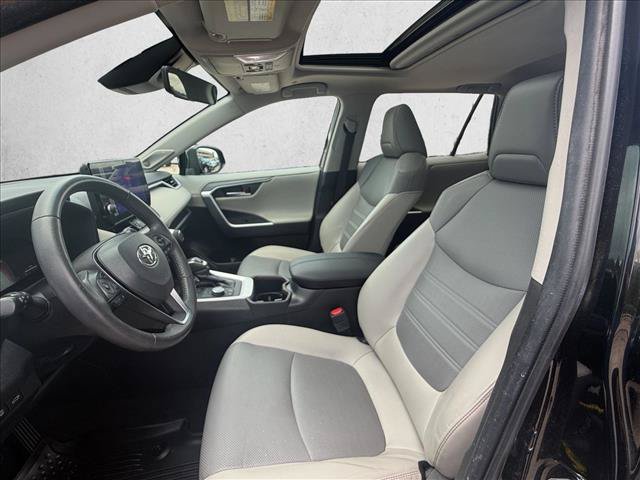 Used 2024 Toyota RAV4 Limited w/ Weather Package AWD/4WD image 15