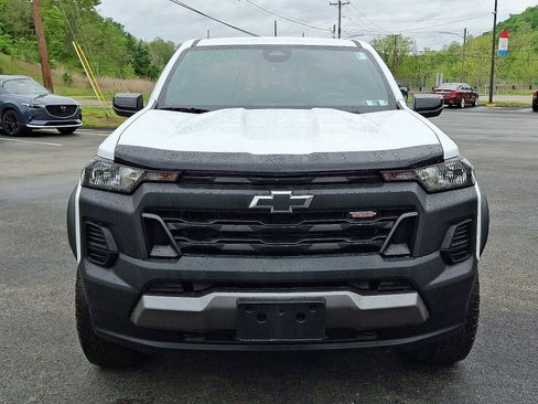 Used 2024 Chevrolet Colorado Trail Boss w/ Advanced Trailering Package AWD/4WD image 2