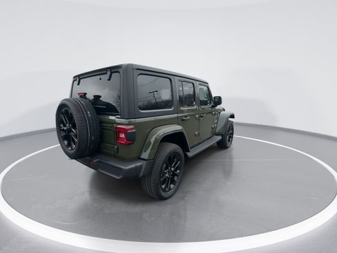 Used 2023 Jeep Wrangler Unlimited Sahara w/ Cold Weather Group image 8