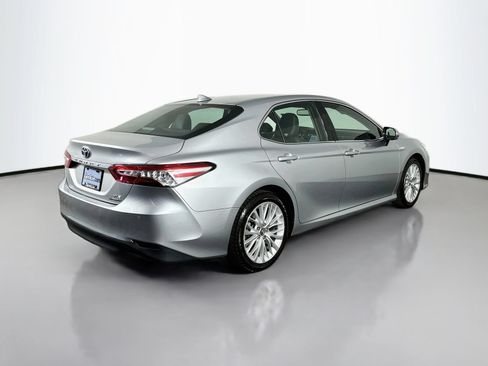 Used 2018 Toyota Camry XLE w/ Audio Package FWD image 8
