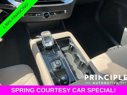 New 2026 Volvo XC90 B6 Plus w/ Protection Package Premier AWD/4WD image 16