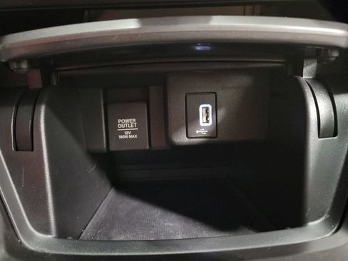 Used 2018 Honda Accord LX image 17