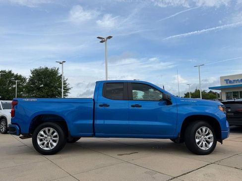 Used 2025 Chevrolet Silverado 1500 Custom AWD/4WD image 4