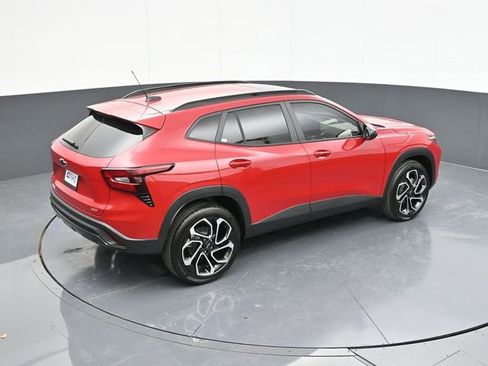 New 2026 Chevrolet Trax RS w/ Sunroof Package image 57