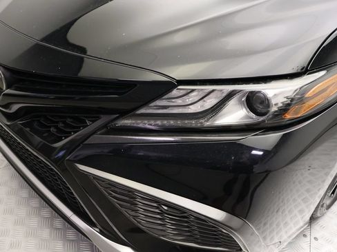 Certified 2021 Toyota Camry XSE FWD image 3