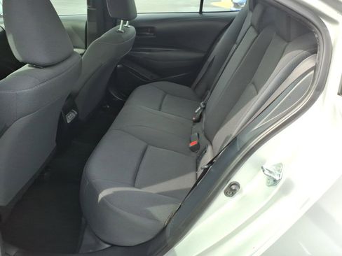 Used 2023 Toyota Corolla LE image 7