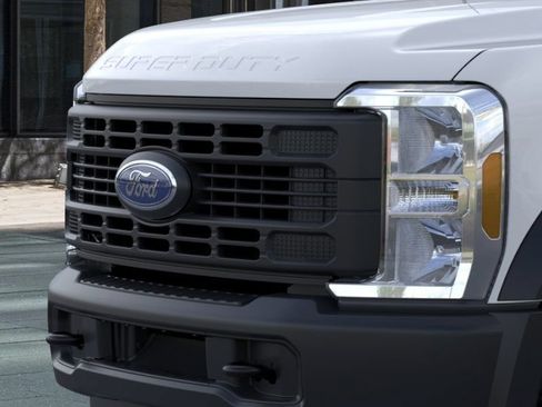 New 2025 Ford F550 4x4 Regular Cab Super Duty w/ Snow Plow Prep Package image 19