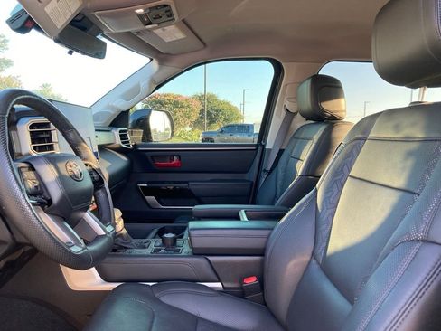 Used 2024 Toyota Tundra Limited AWD/4WD image 8