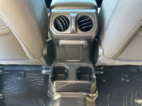 Used 2023 Jeep Wrangler Sport S image 23