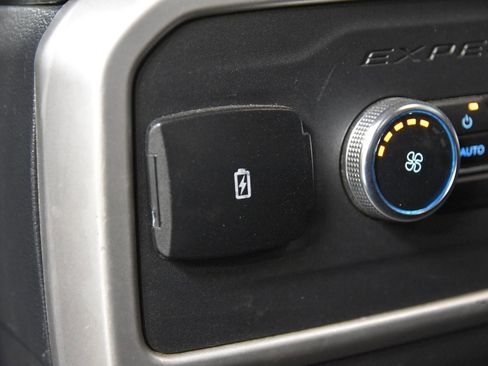 Used 2024 Ford Expedition Max XLT RWD image 38