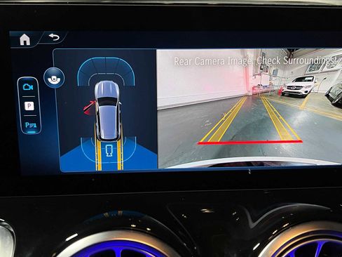 Certified 2025 Mercedes-Benz GLB 250 GLB 250 image 40