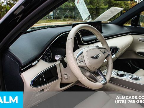 Used 2024 Genesis Electrified GV70 Advanced image 34