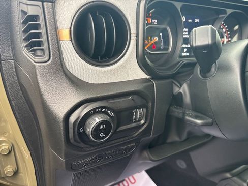 New 2026 Jeep Gladiator Willys image 13