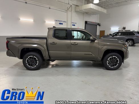 New 2026 Toyota Tacoma TRD Sport image 10