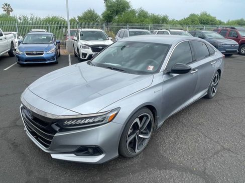 Used 2022 Honda Accord Sport image 3
