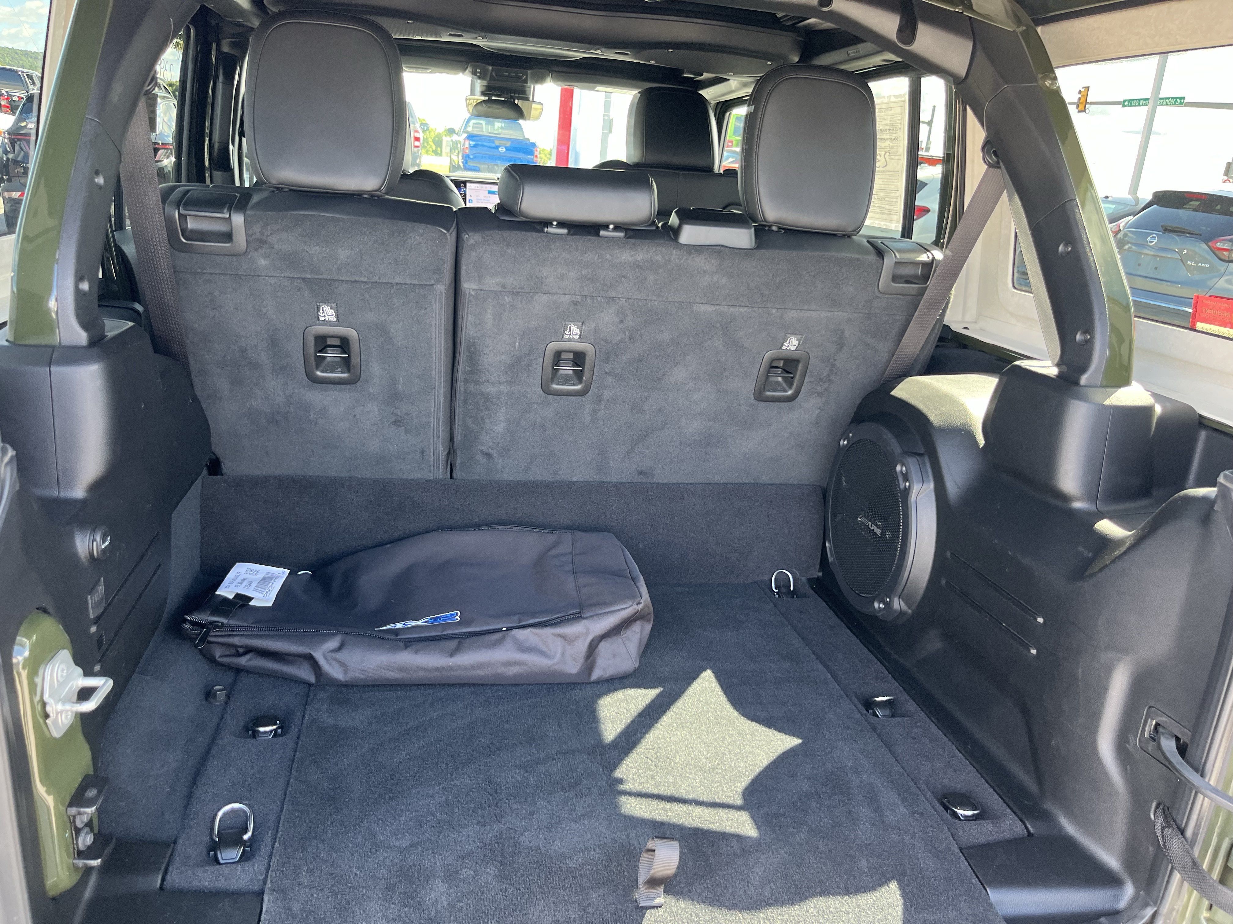 Used 2024 Jeep Wrangler High Altitude AWD/4WD image 7