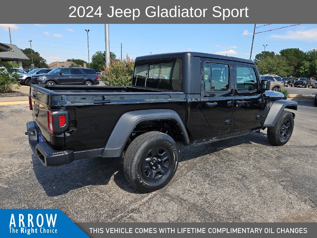 Used 2024 Jeep Gladiator Sport AWD/4WD image 13