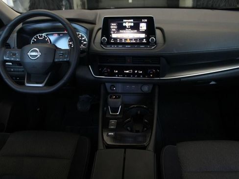 Used 2026 Nissan Rogue SV w/ Cold Weather Package FWD image 16