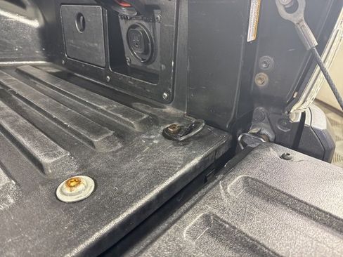 Used 2020 Toyota Tacoma w/ TRD Off-Road Package image 22