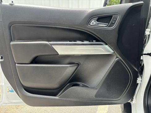 Used 2016 Chevrolet Colorado LT w/ LT Convenience Package RWD image 44
