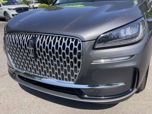 Used 2024 Lincoln Corsair FWD image 10